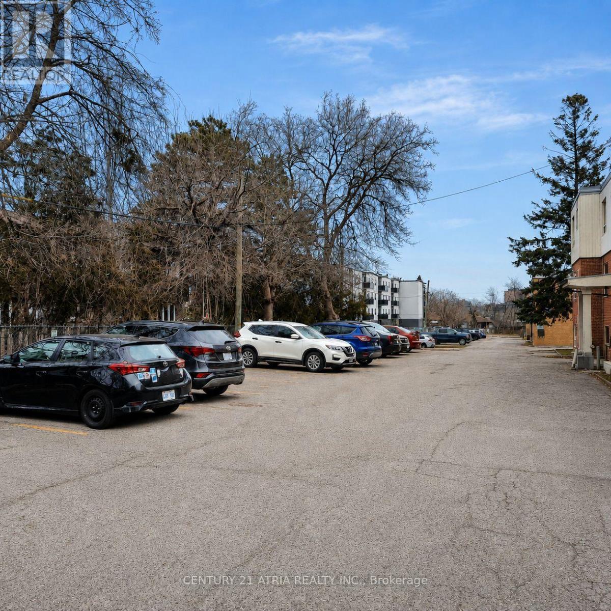 316 SAGUENAY AVENUE - 19