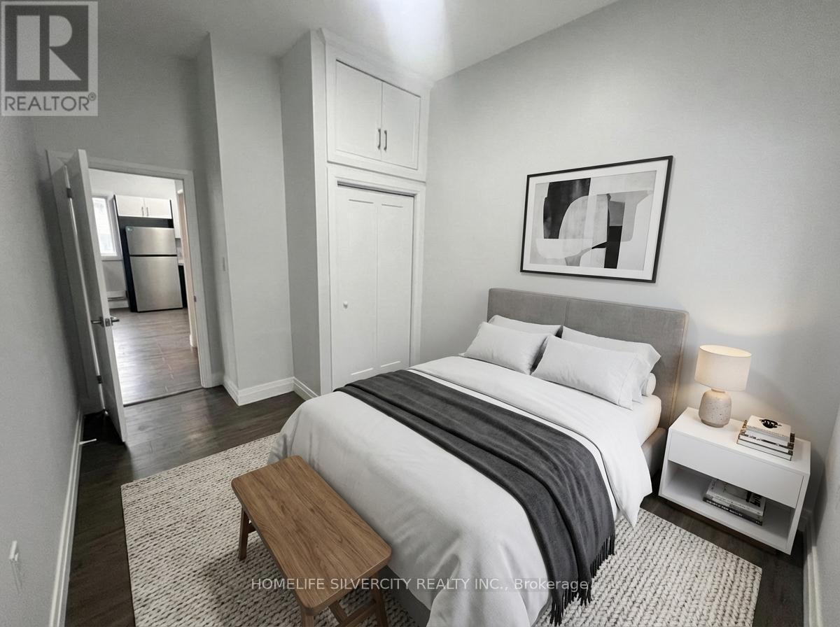 221 EMERSON AVENUE S - 13