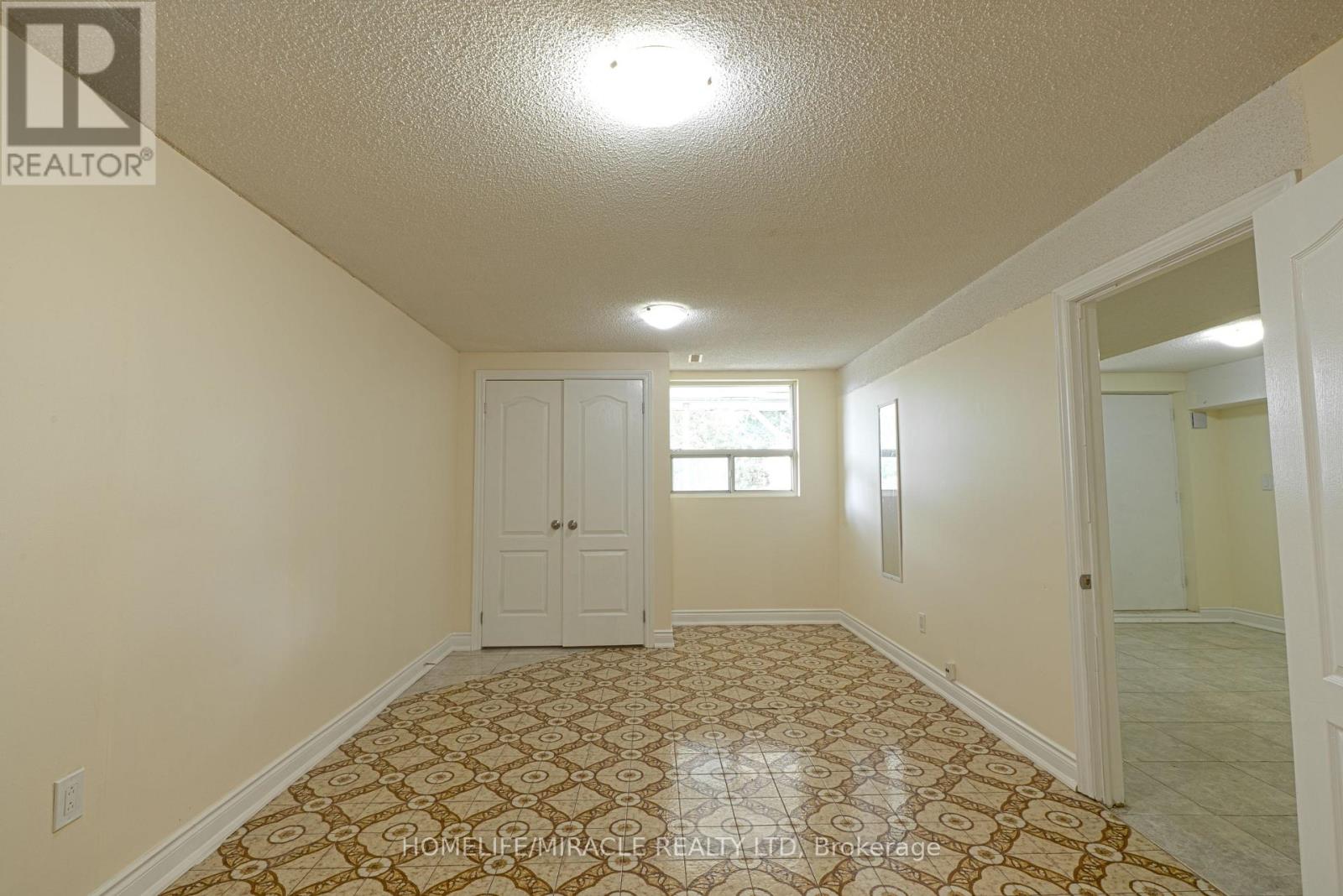 2931 ISLINGTON AVENUE - Image 35
