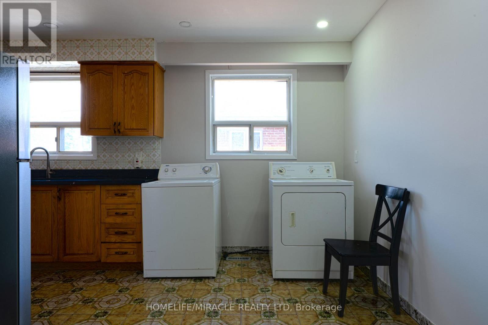 2931 ISLINGTON AVENUE - Image 6