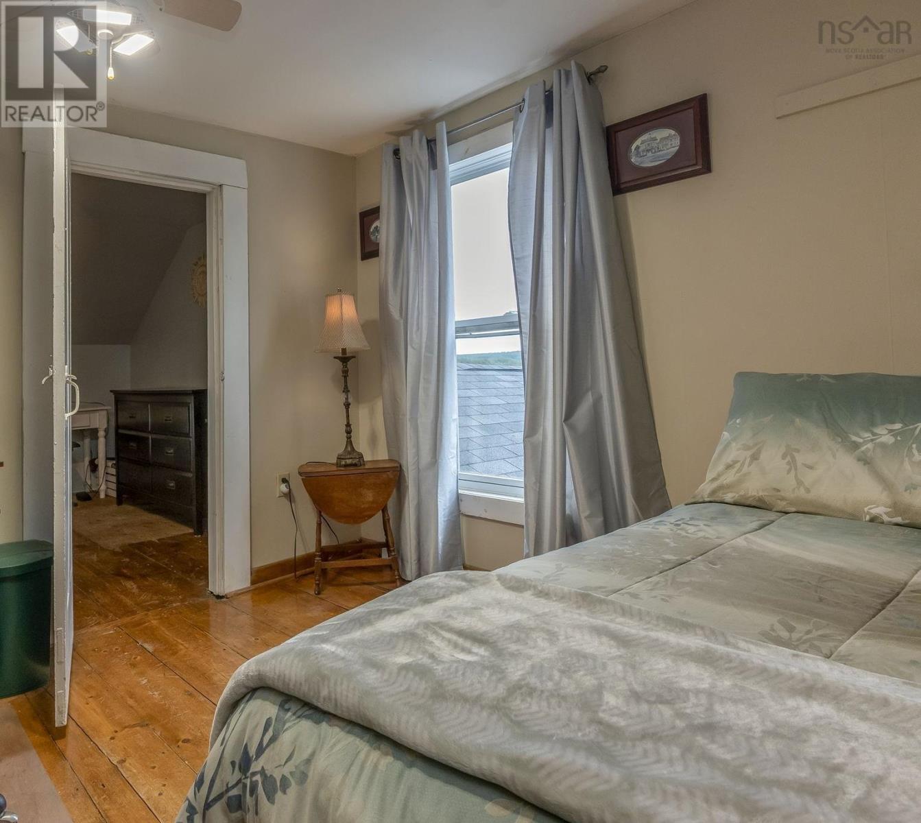 1022 Ward Road - Image 25