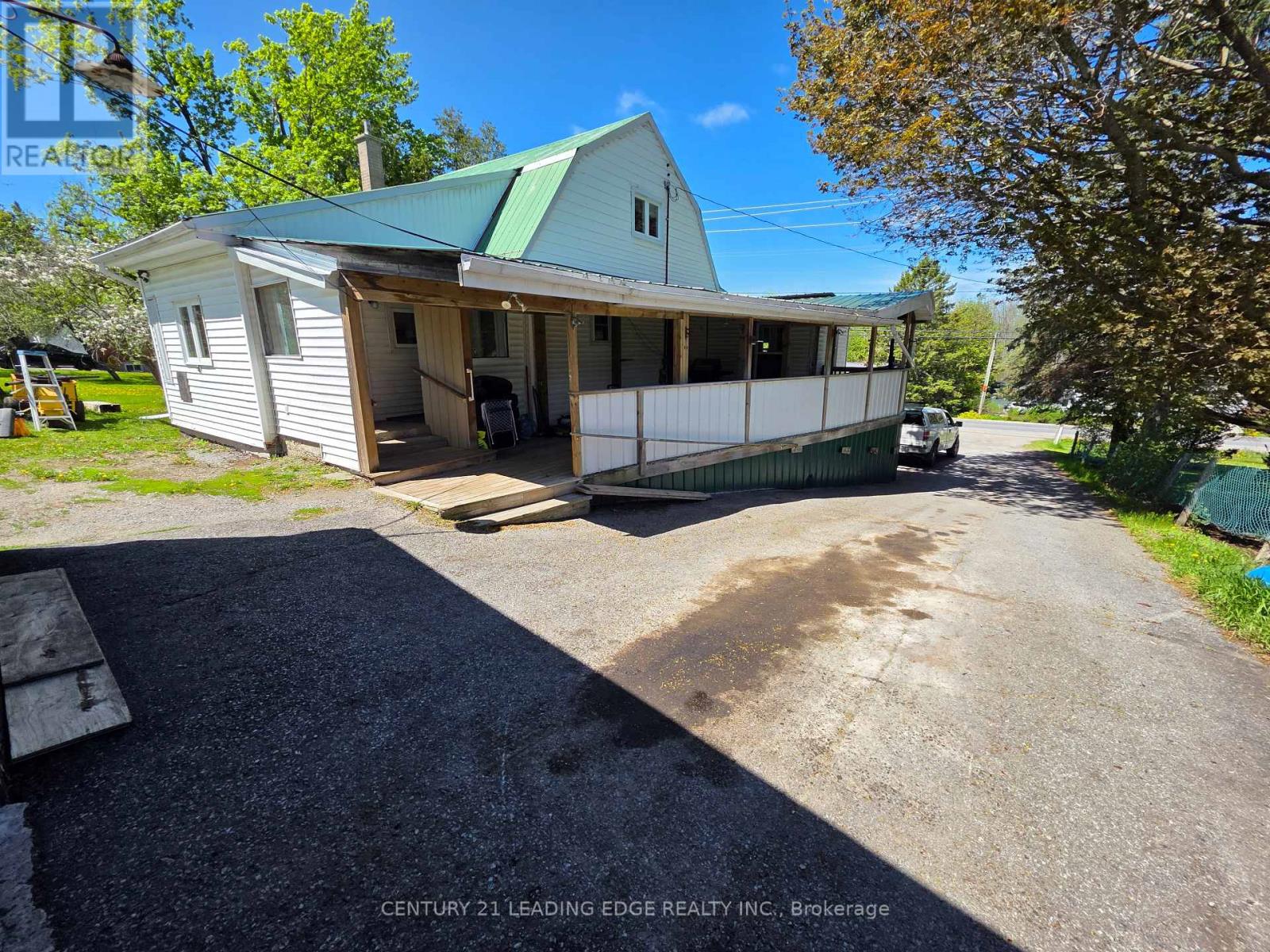 3094 LAKEFIELD ROAD - Image 26