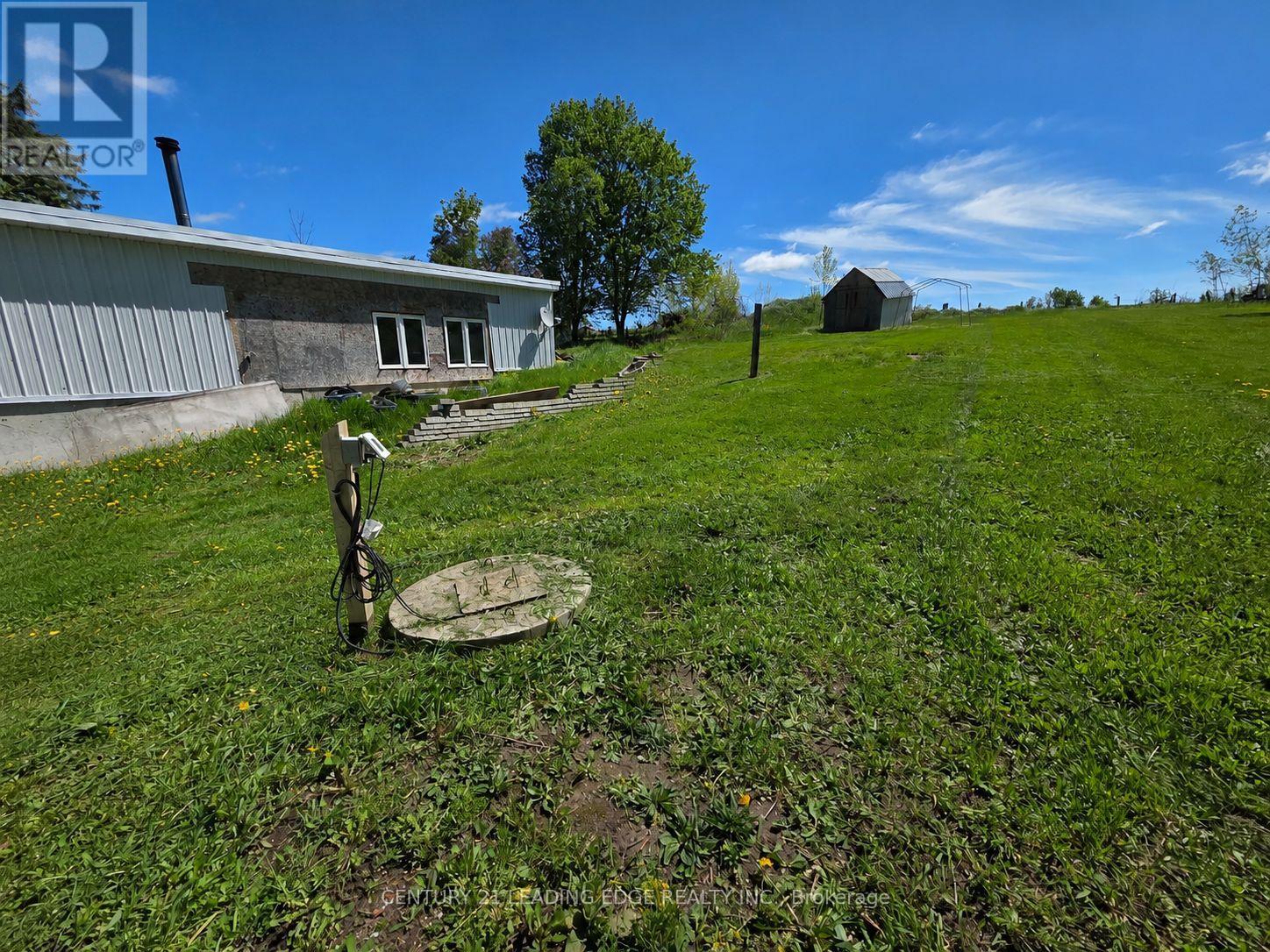 3094 LAKEFIELD ROAD - Image 31