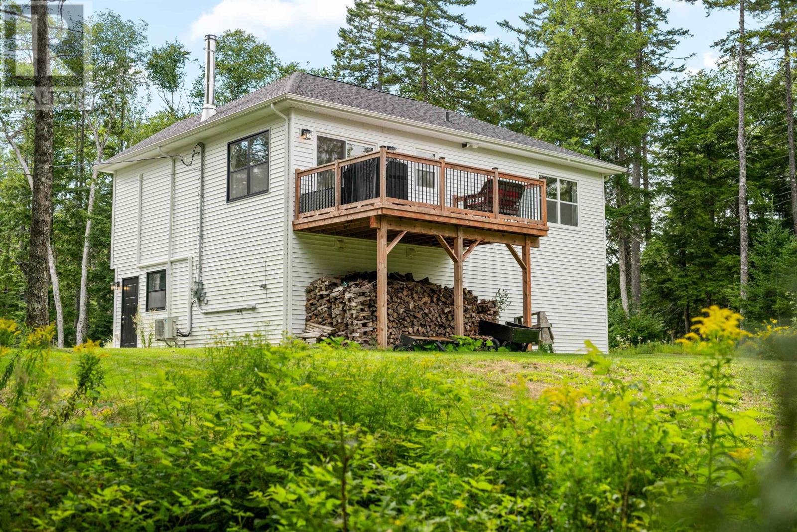 46 Chalet Lane - 38