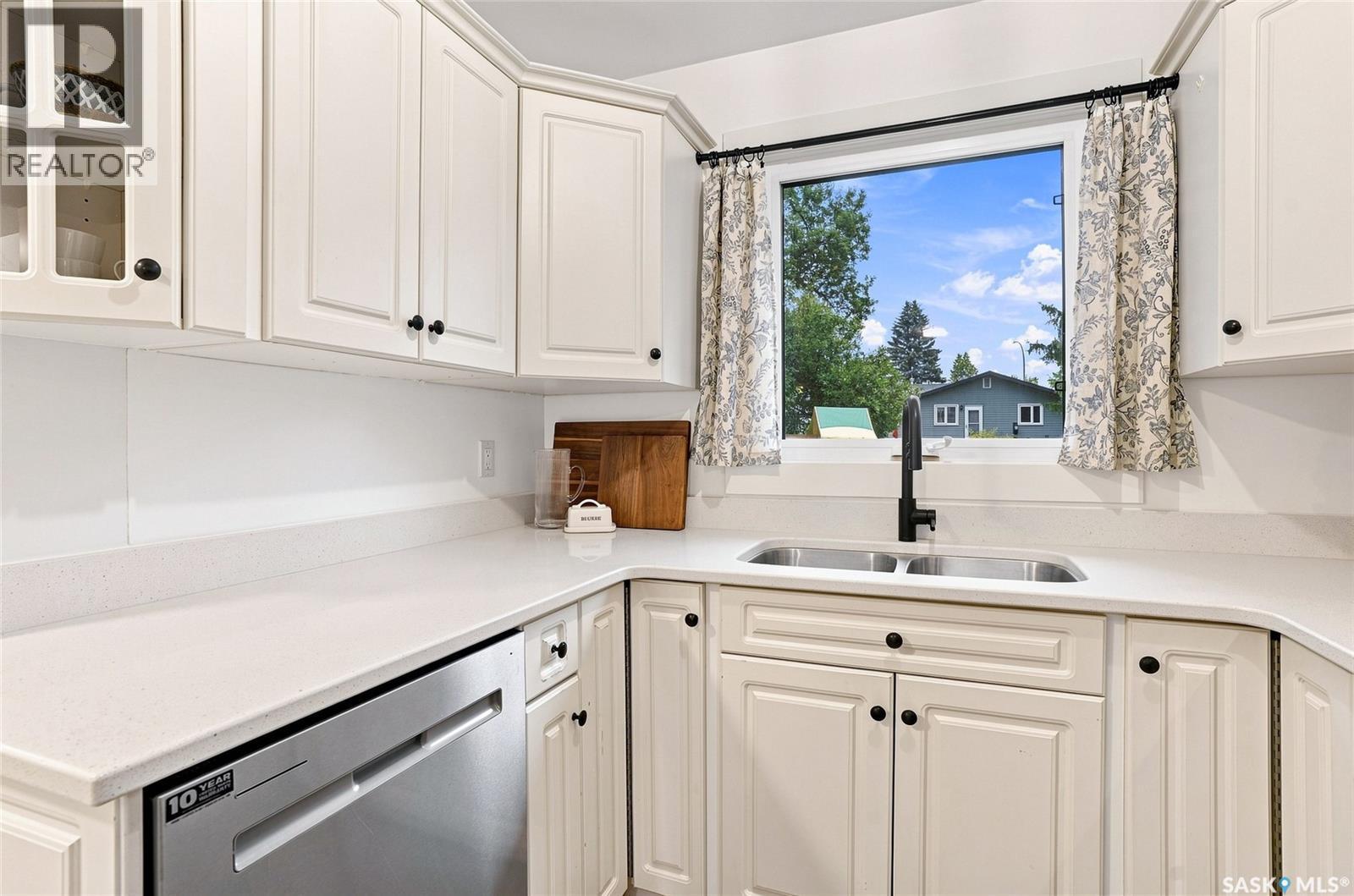 15 Dragan CRESCENT - Image 14