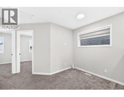 20 Corner Glen Avenue NE - photo 32