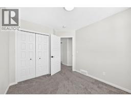 20 Corner Glen Avenue NE - photo 27