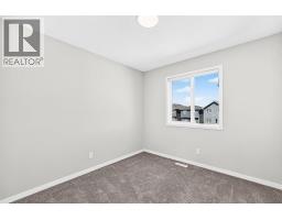 20 Corner Glen Avenue NE - photo 28