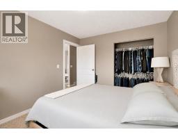4pc Bathroom - 115 Abingdon Crescent Ne, Calgary, AB T2A6W8 Photo 8