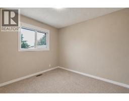 Laundry room - 115 Abingdon Crescent Ne, Calgary, AB T2A6W8 Photo 11