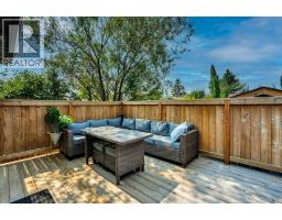 115 Abingdon Crescent Ne, Calgary, AB T2A6W8 Photo 25