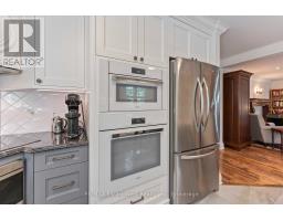 Laundry room - 380 Watson Avenue, Oakville, ON L6J3V8 Photo 11