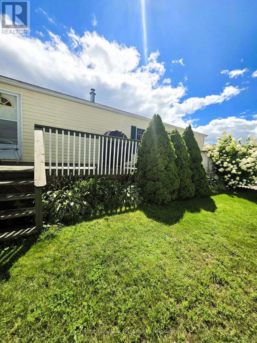 4105 SPRUCE ROAD - 13