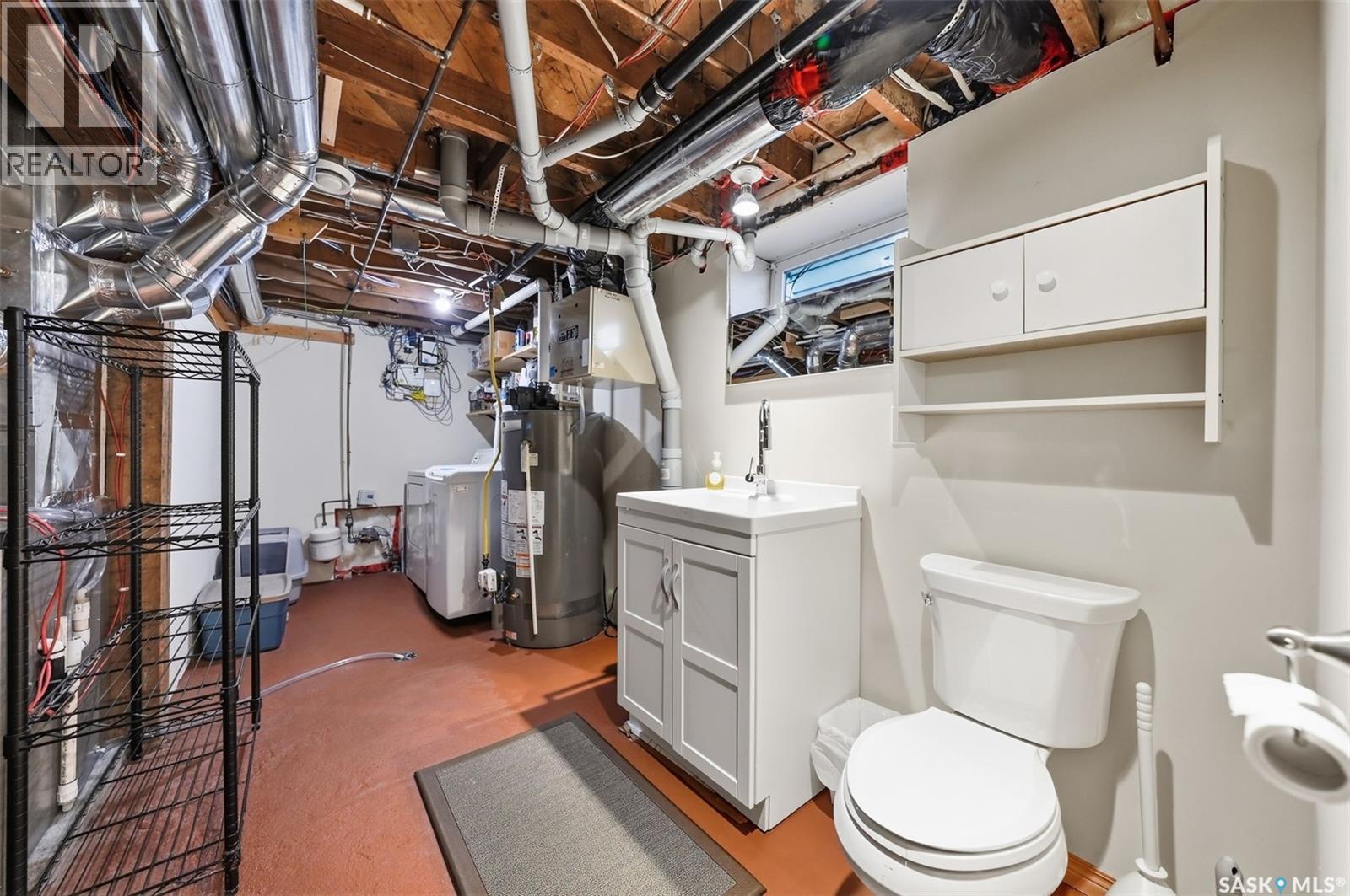 301 Taylor STREET W - Image 23
