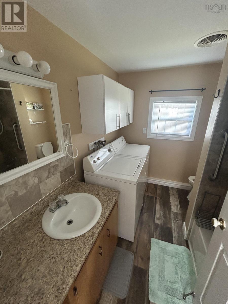 104 Butts Street - Image 12