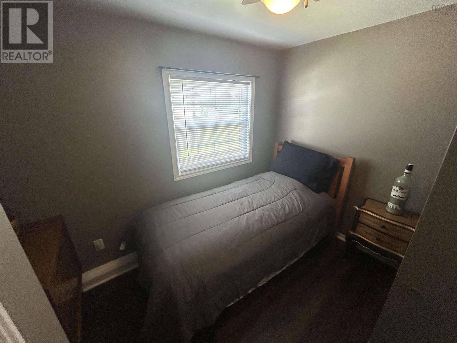 104 Butts Street - 10