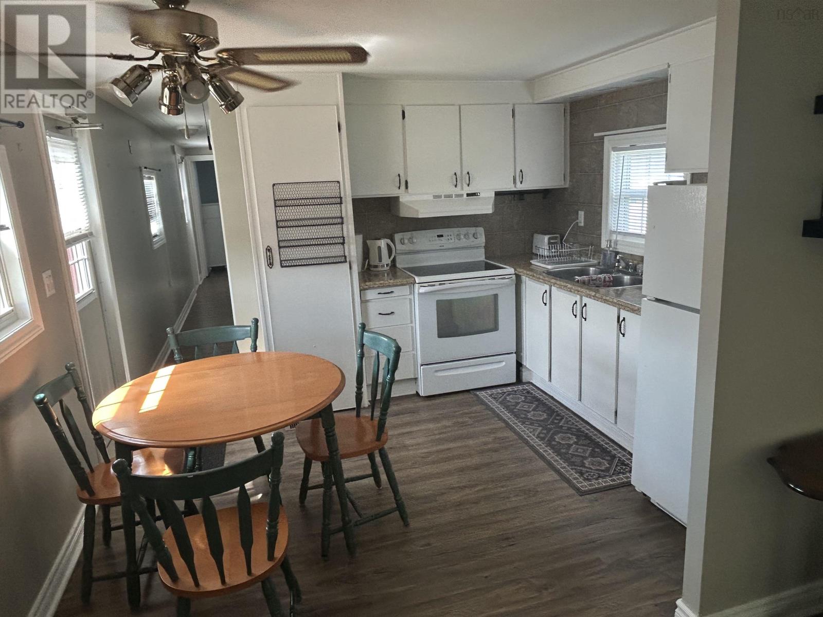 104 Butts Street - 7