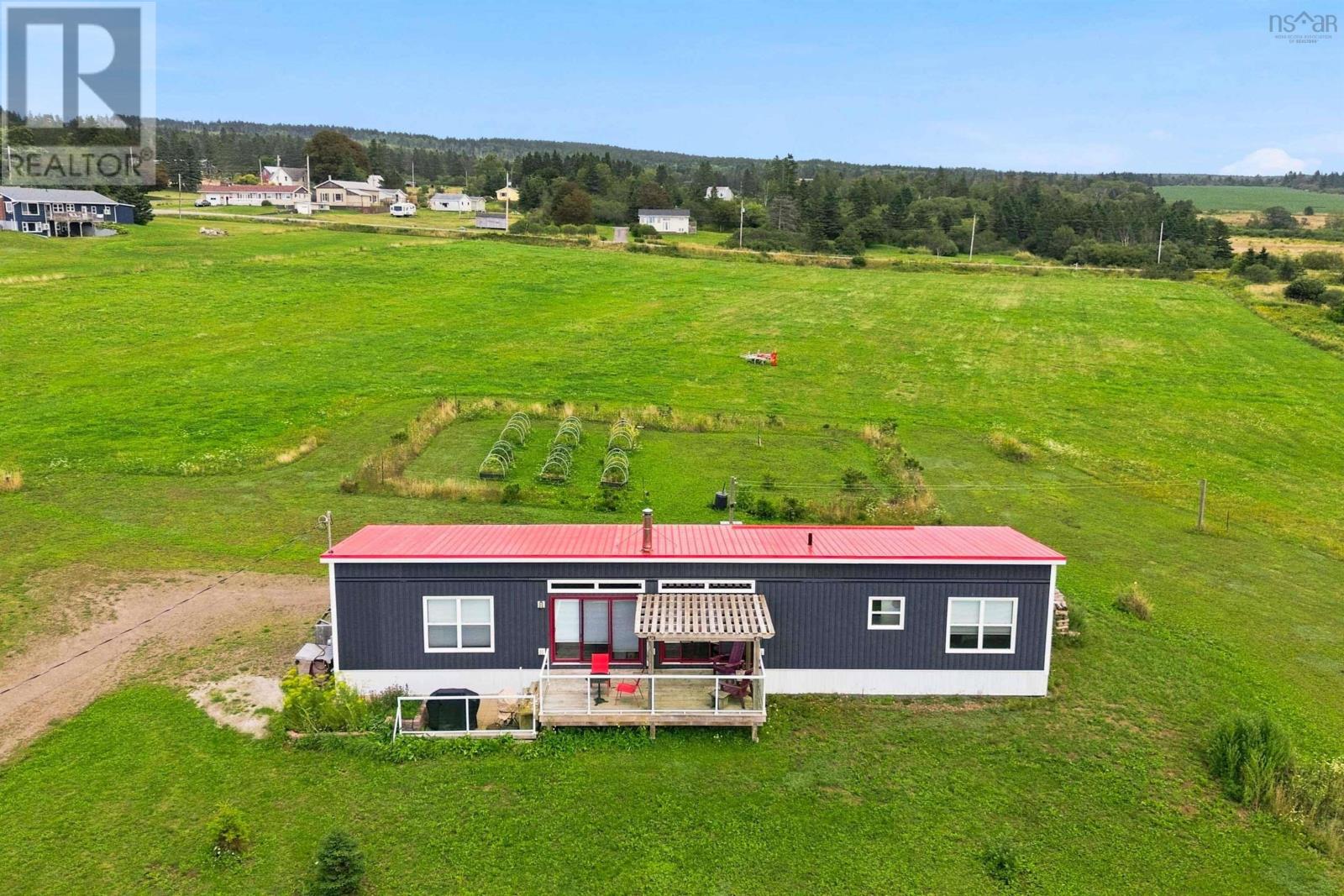 1474 Cape Split Road - 2