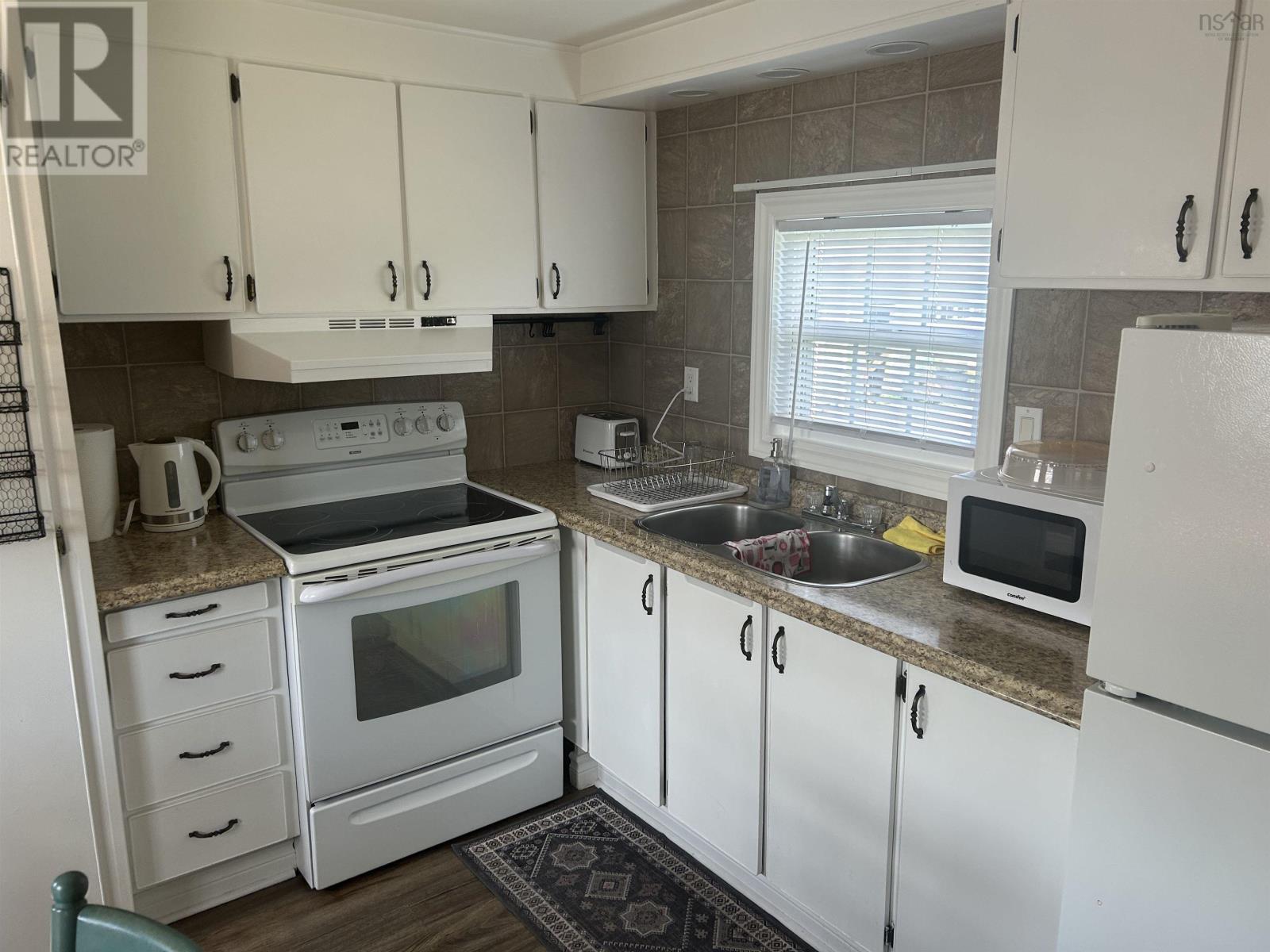 104 Butts Street - 19