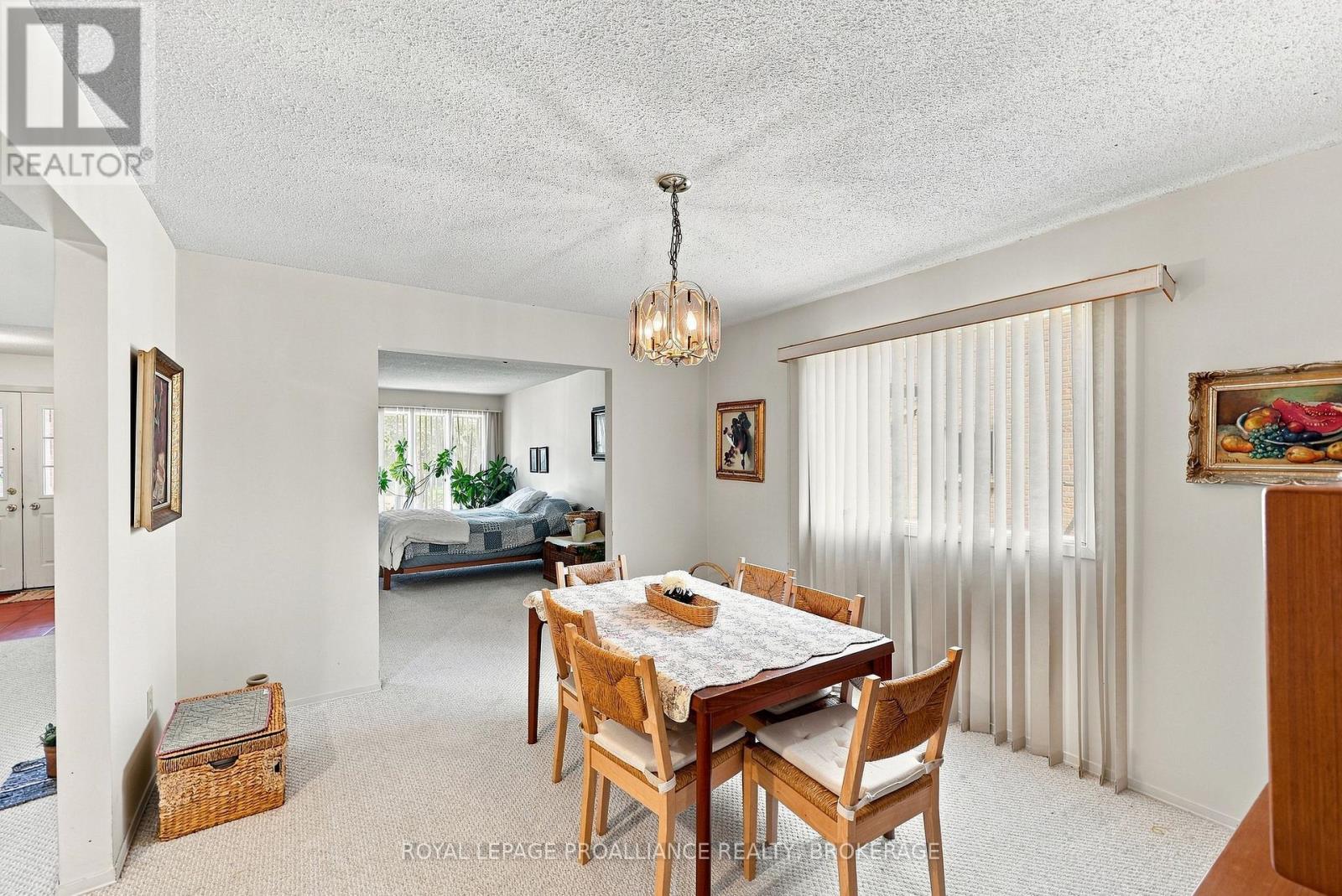951 NEWCASTLE STREET - 11