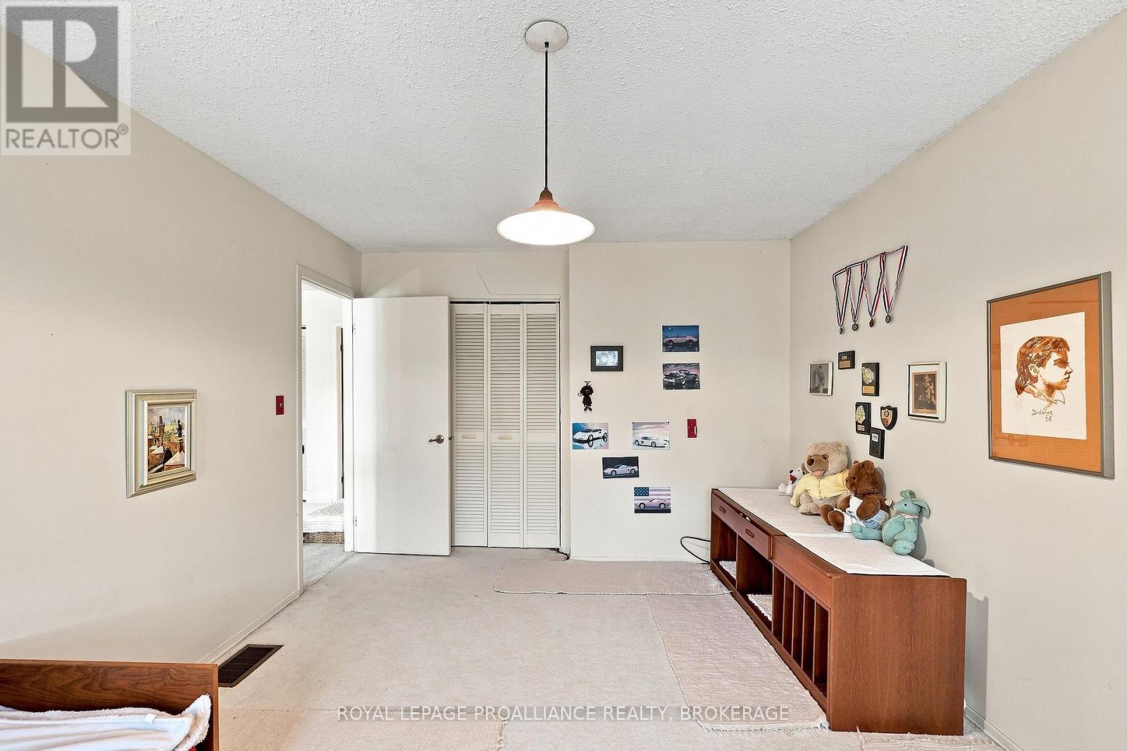 951 NEWCASTLE STREET - 29