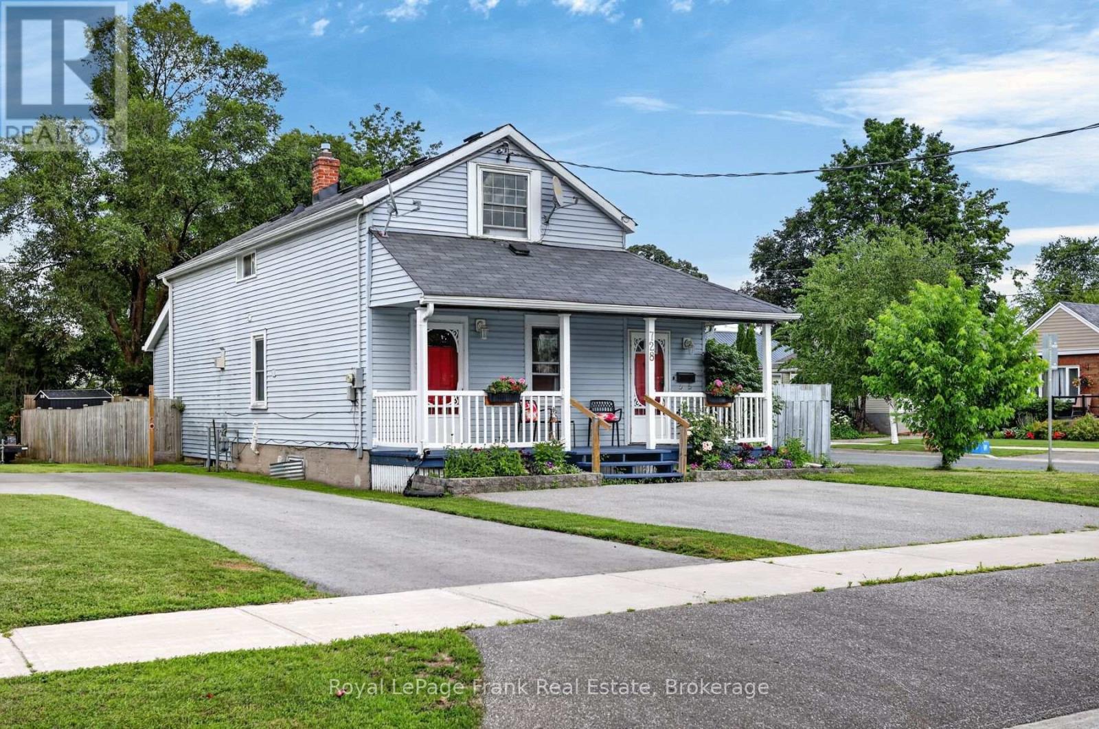728 HURLEY STREET - 2