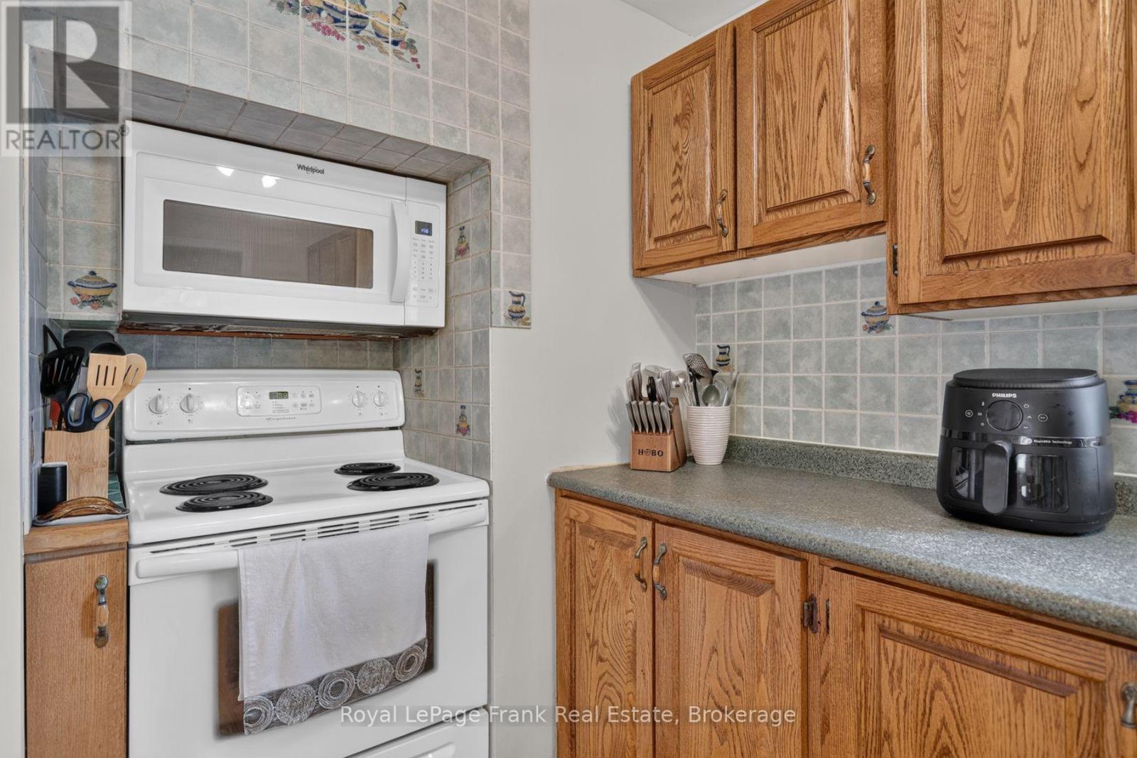 728 HURLEY STREET - Image 9