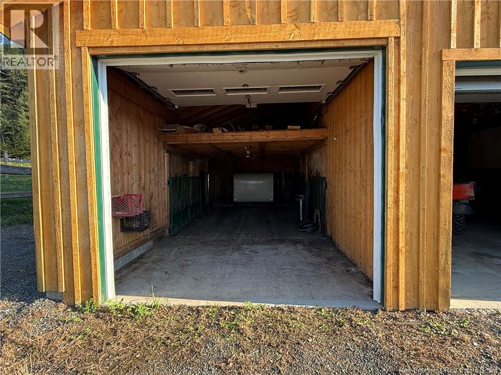 338 Glenburn Road - 23
