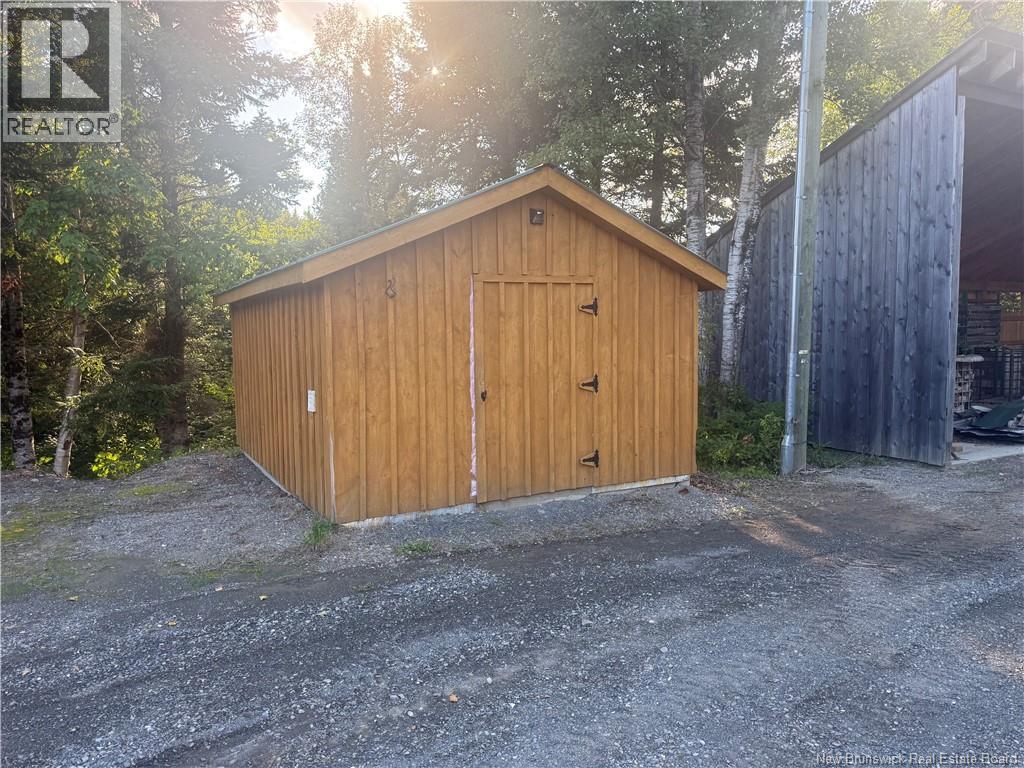 338 Glenburn Road - 27