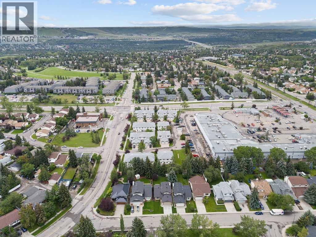 31 Silvergrove Close NW - 36