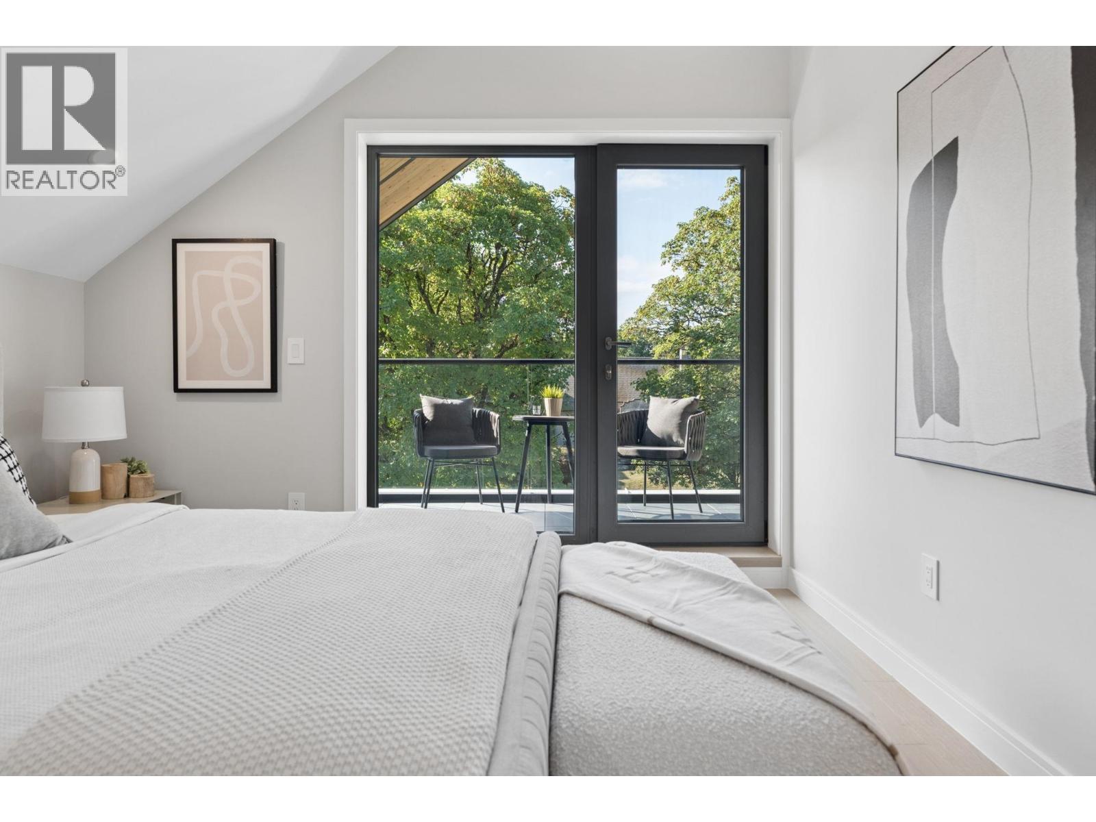 3 Bed, 4 Bath House for Sale in Vancouver – 1 2941 W 29TH AVENUE, Vancouver – MLS# R3159814 - Image 29