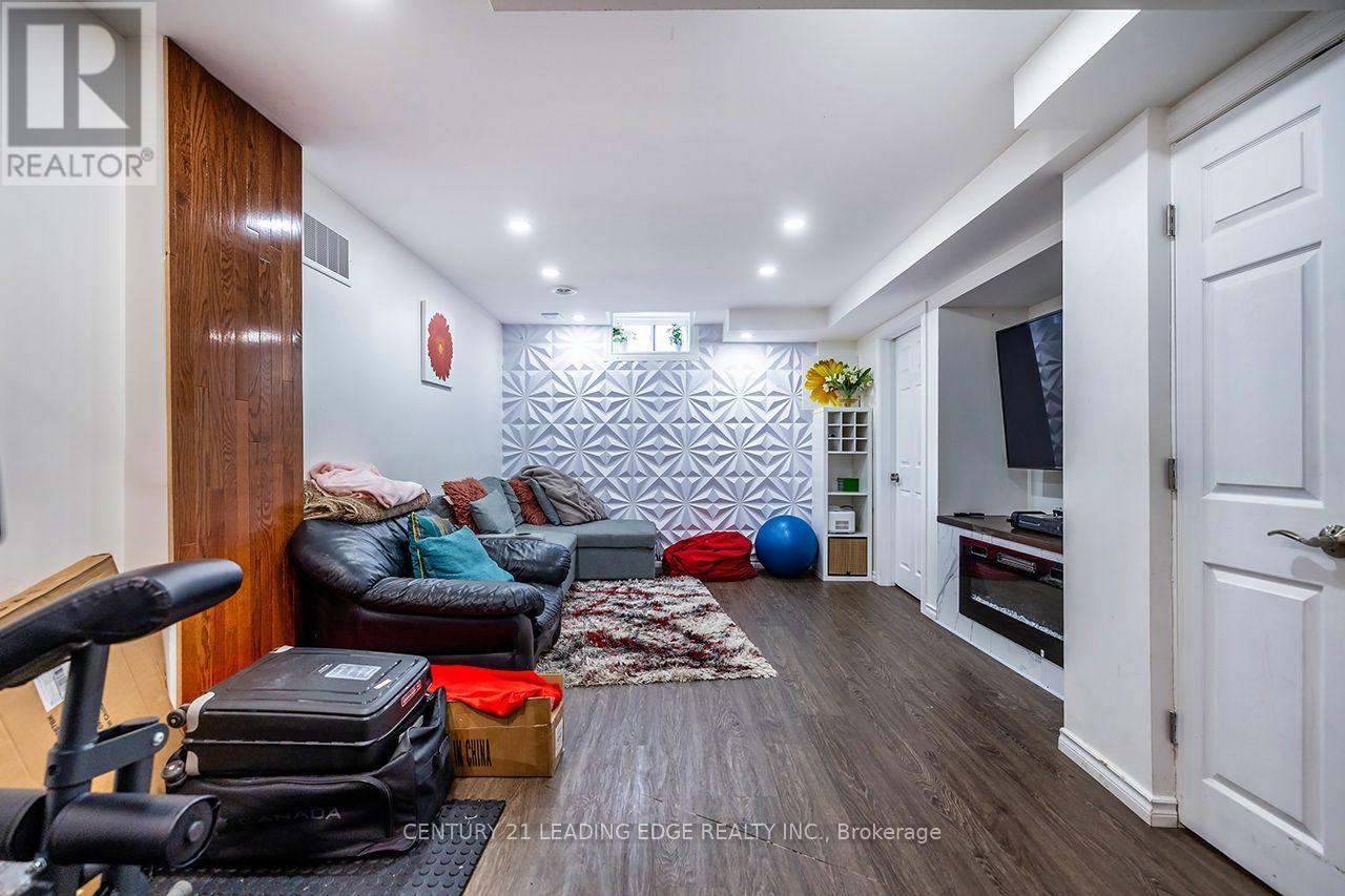 14 GUILDWOOD DRIVE - 16