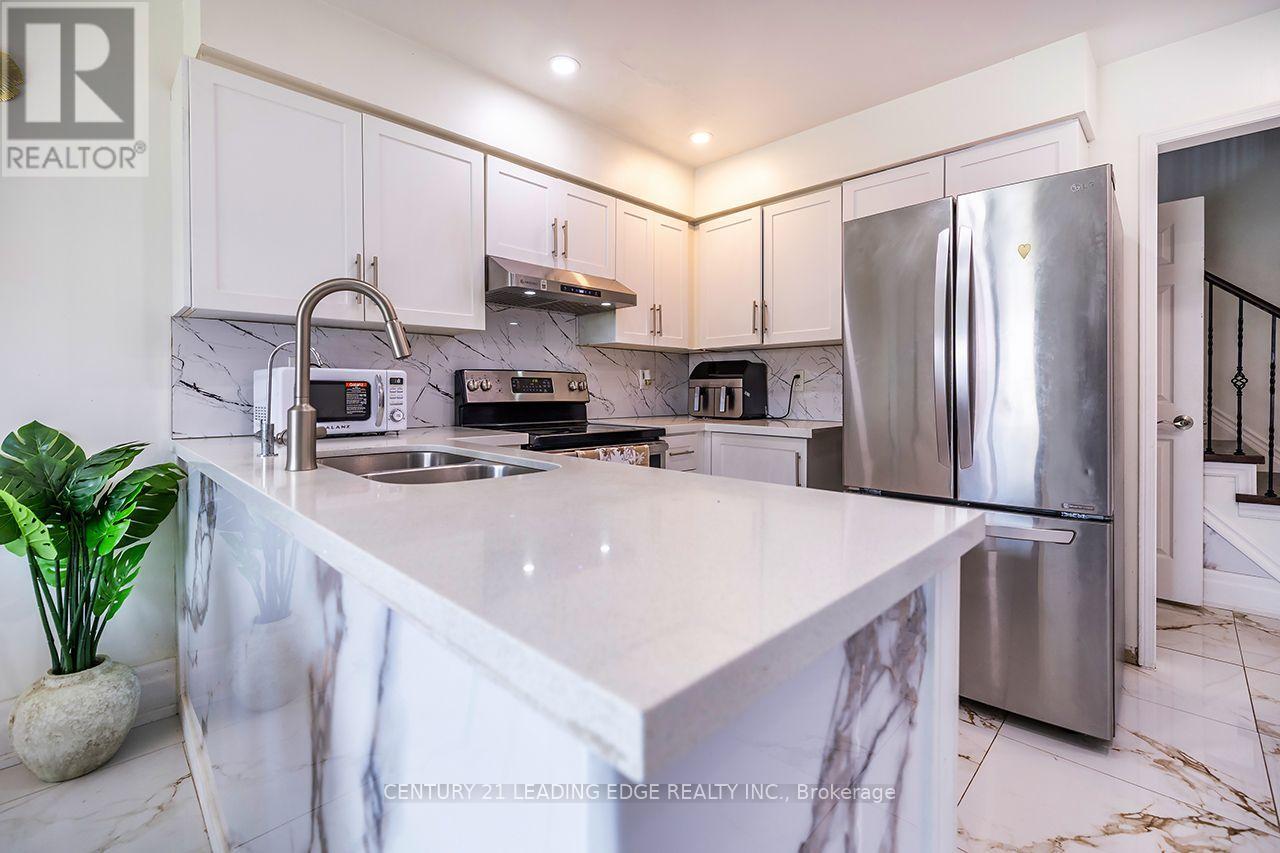 14 GUILDWOOD DRIVE - 23