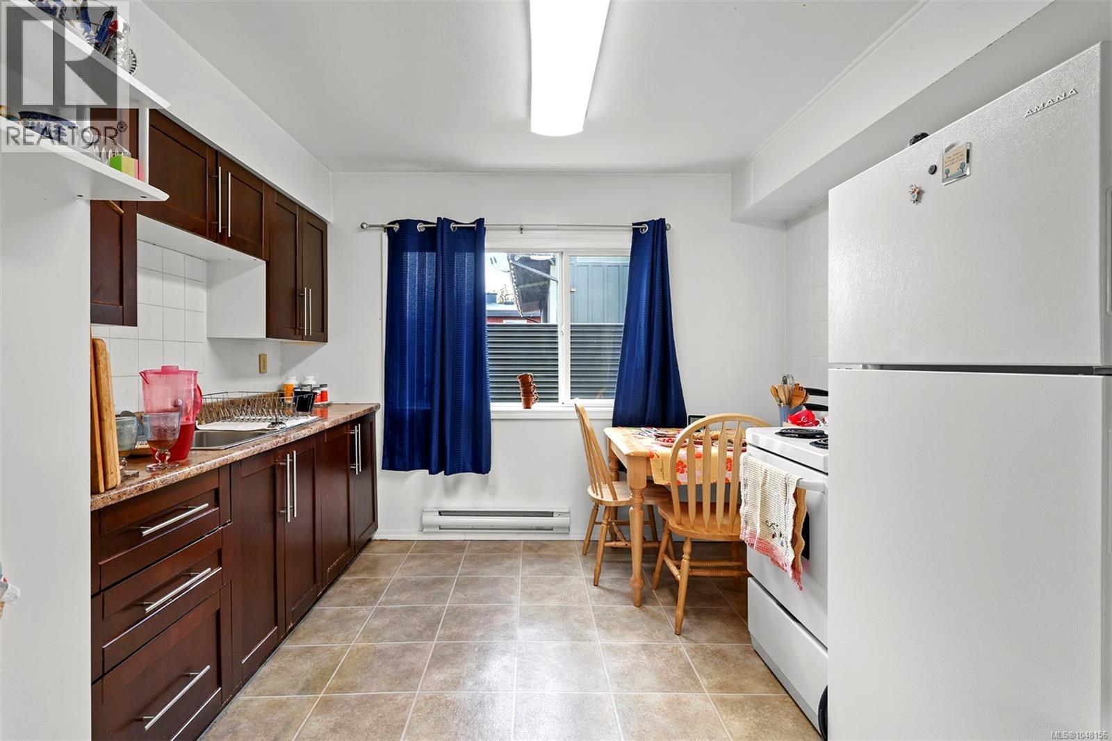 504 17th St - Image 10