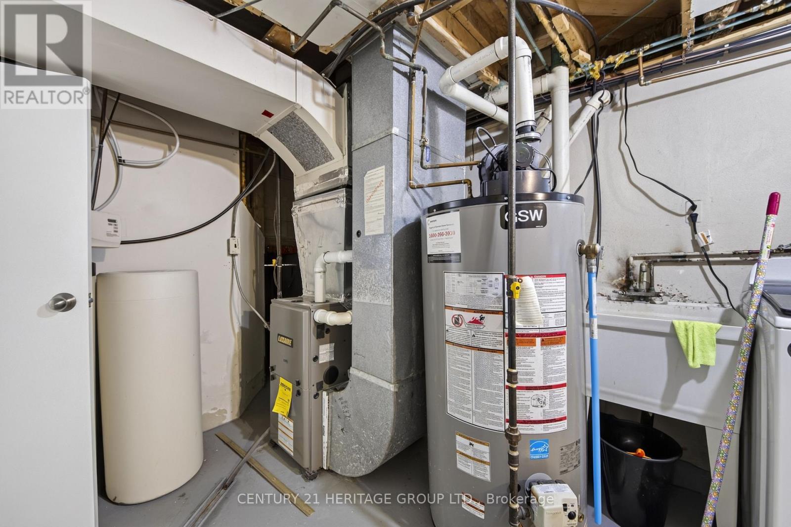 72 KULPIN AVENUE - Image 33