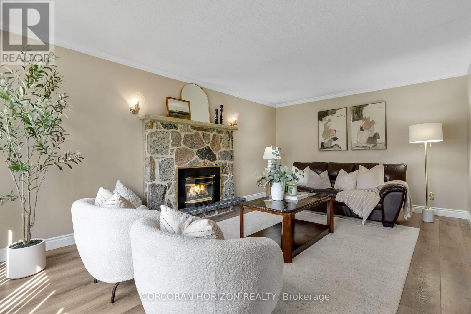 8 BLUE SPRUCE COURT - Image 5