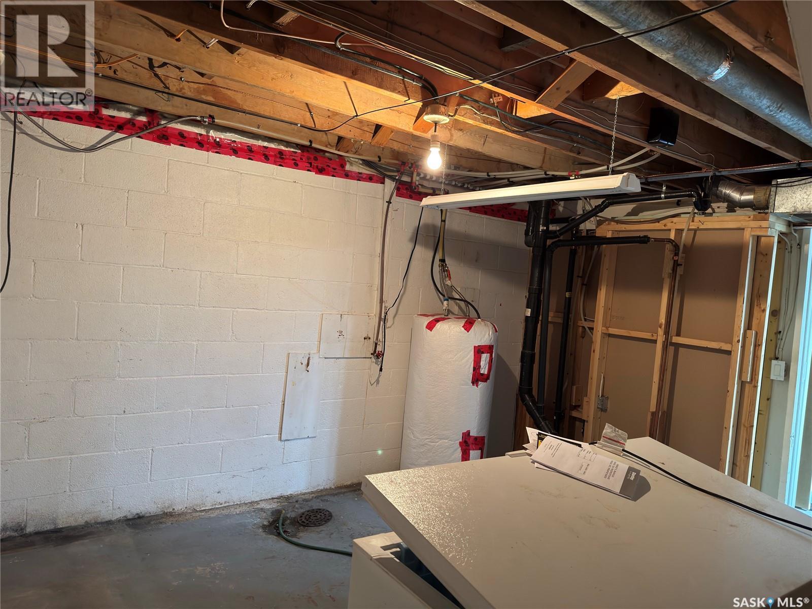 218 Downey STREET - Image 15