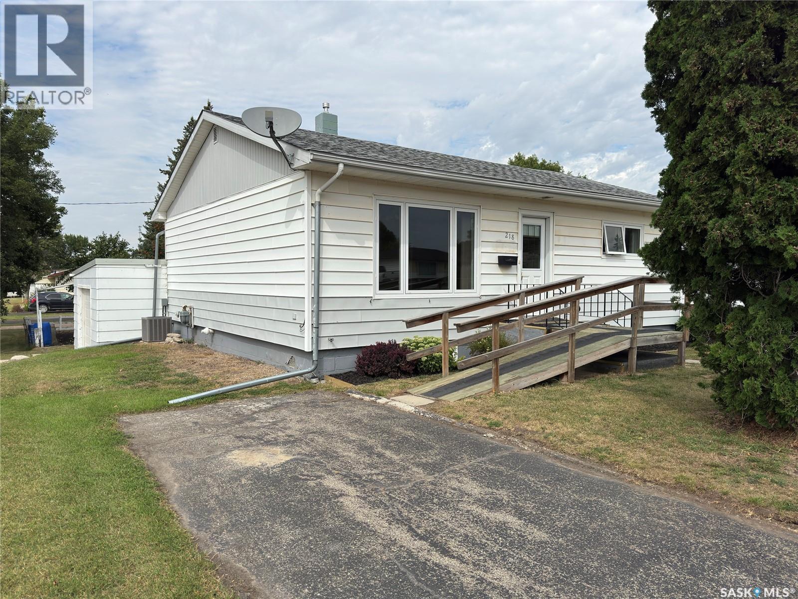 218 Downey STREET - 20