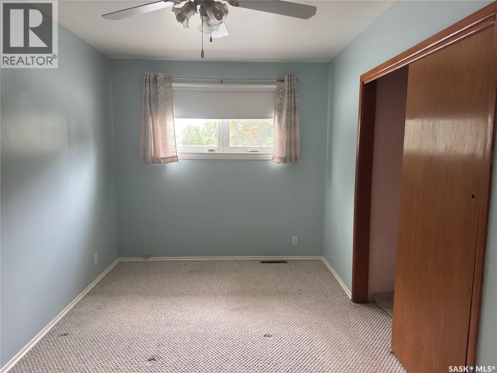 218 Downey STREET - Image 4