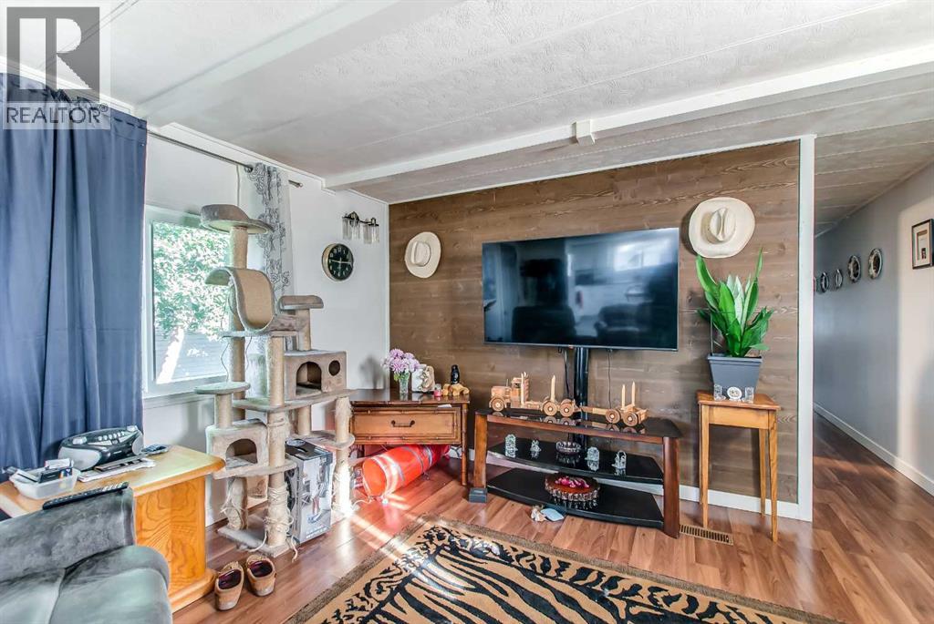55, 4000 13 Avenue SE - 12