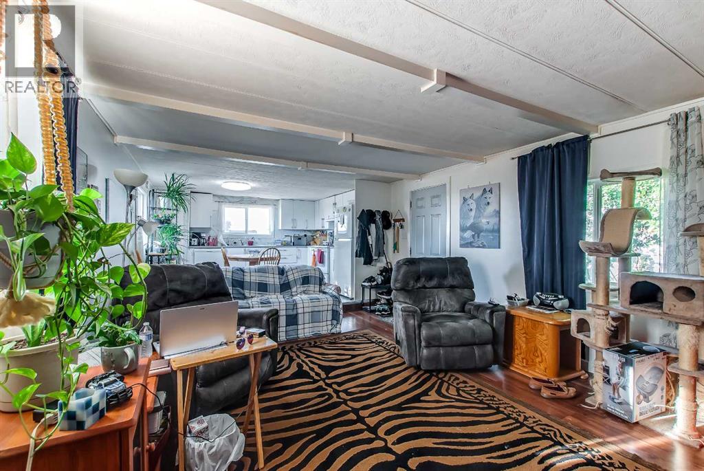 55, 4000 13 Avenue SE - 5