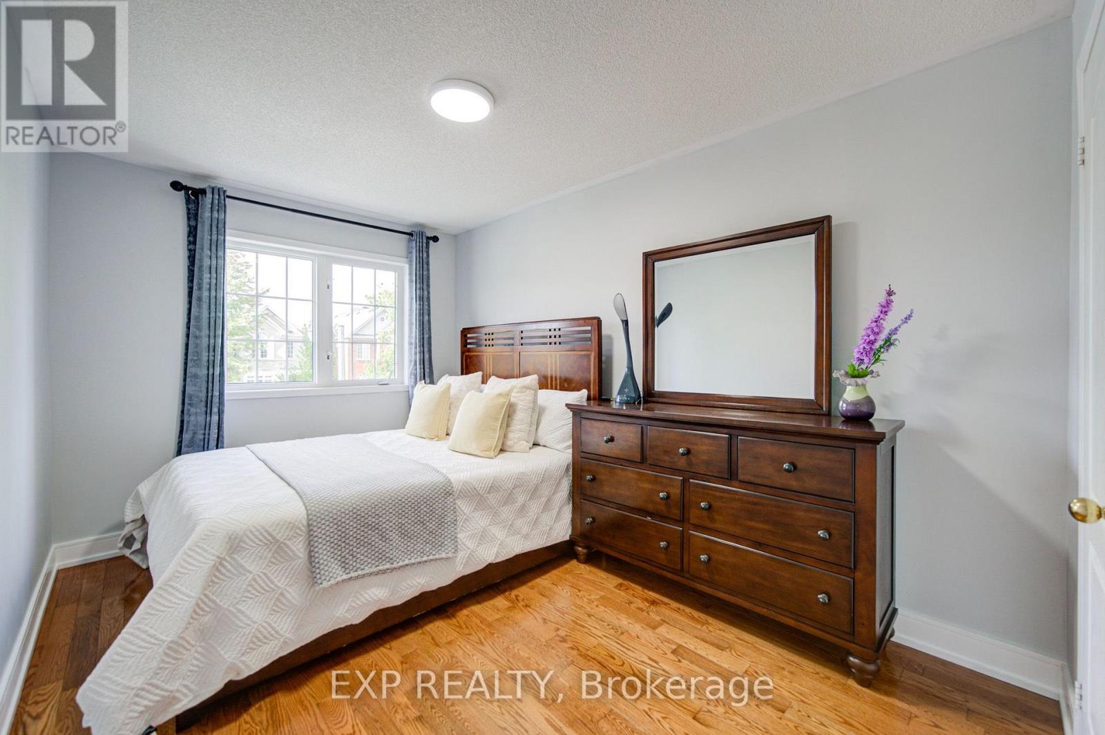 13 KENILWORTH GATE - 26