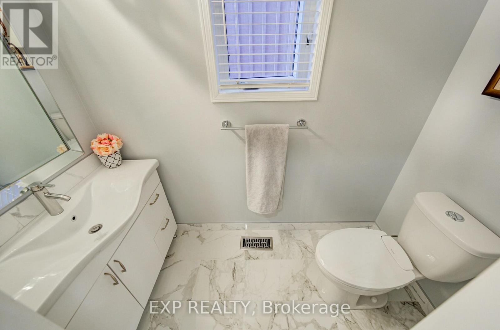 13 KENILWORTH GATE - 40