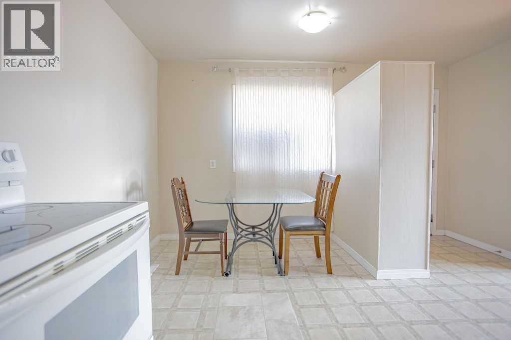 #40 305 5 Street - 5