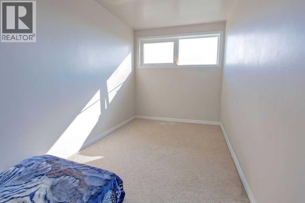 #40 305 5 Street - Image 21