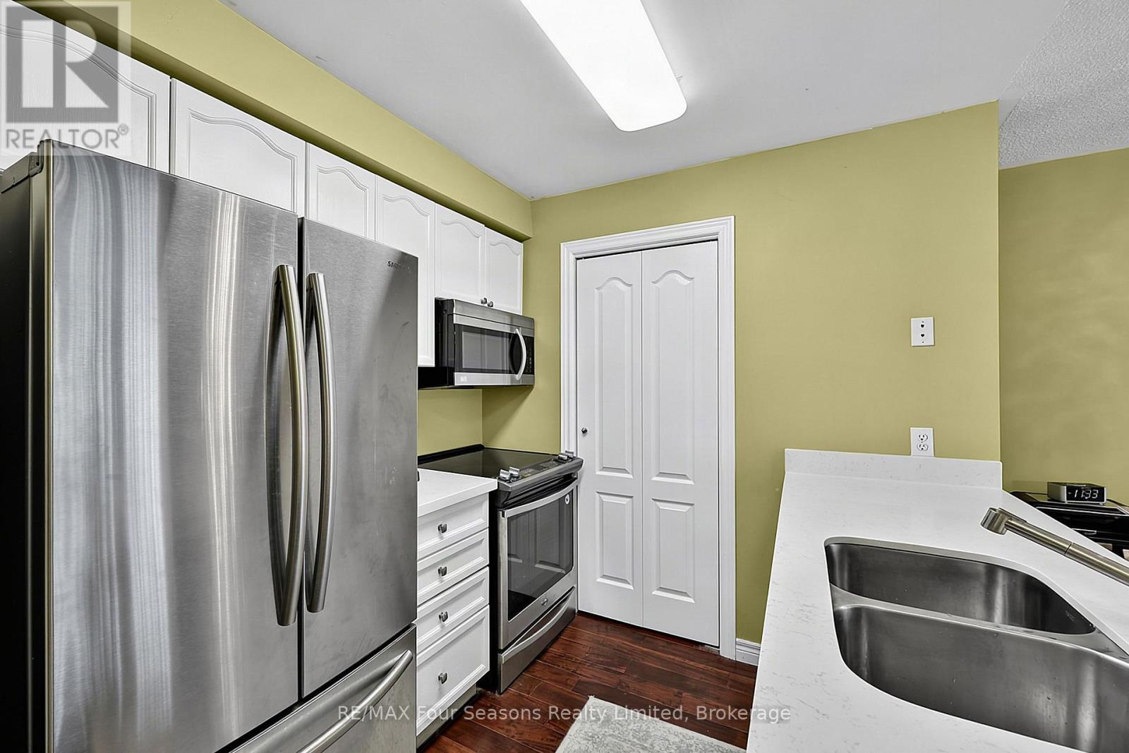 #839 34 DAWSON DRIVE - Image 3