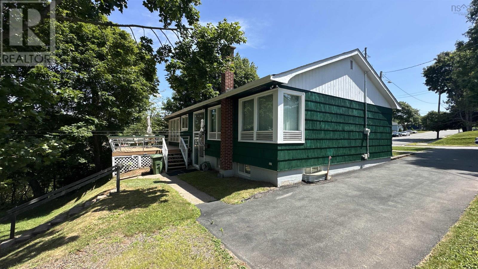 63 Lane Avenue - 20