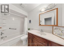 96 - 580 Eyer Drive, Pickering, ON L1W3B7 Photo 38