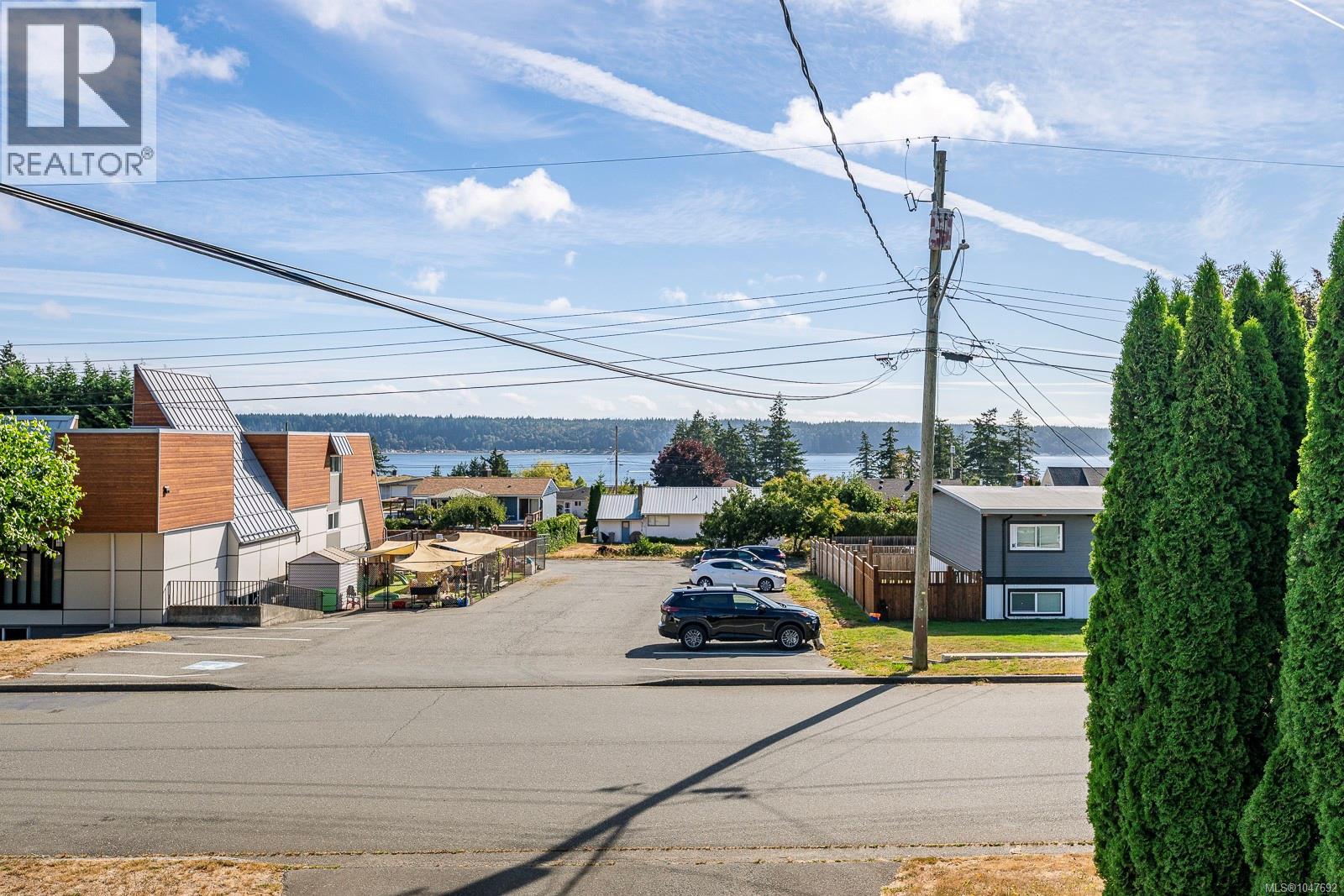 262 McLean St - Image 18
