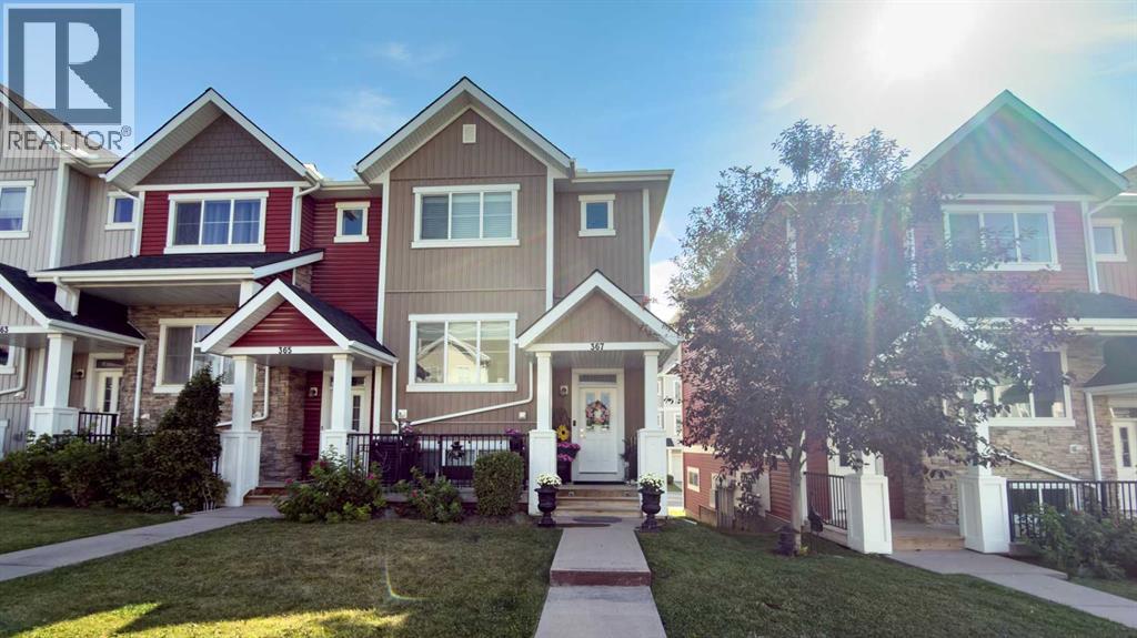 6, 367 Nolancrest Heights NW, Calgary, Alberta, T3R0Z9